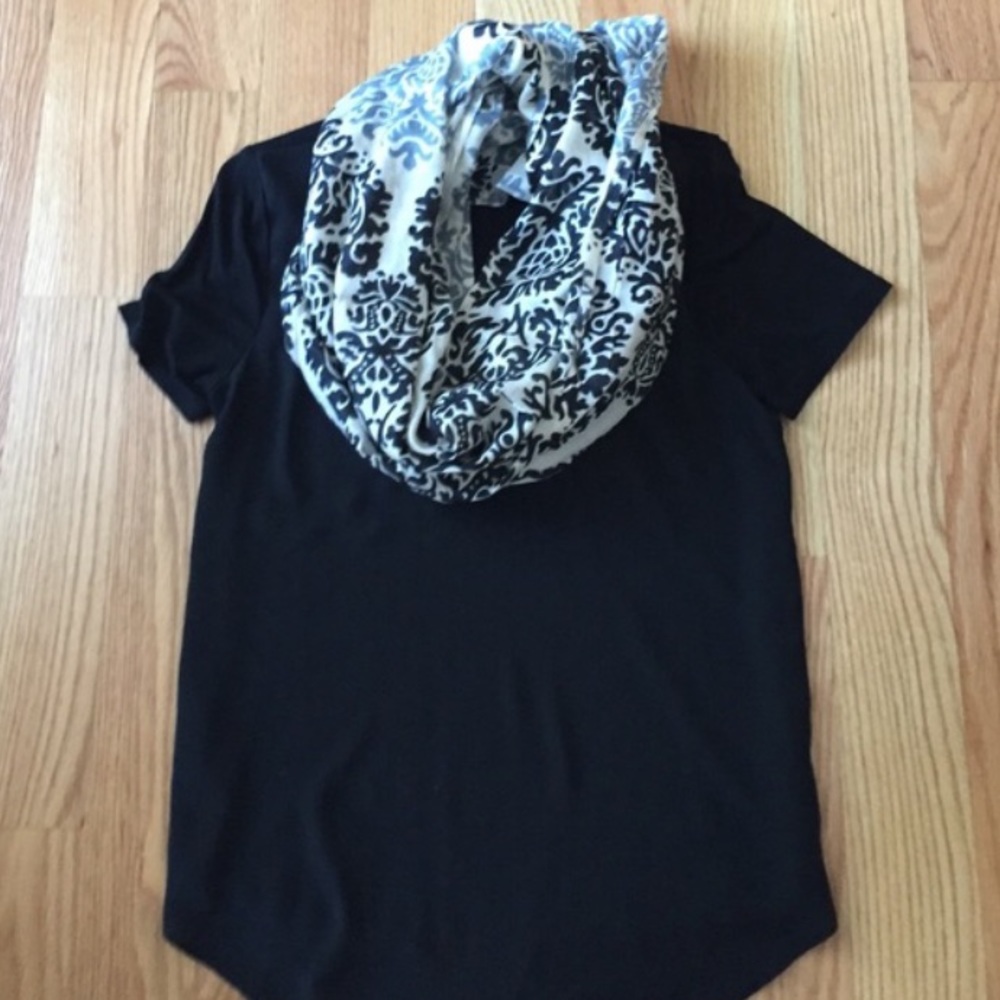 Infinity Scarf - Picture 2 of 4